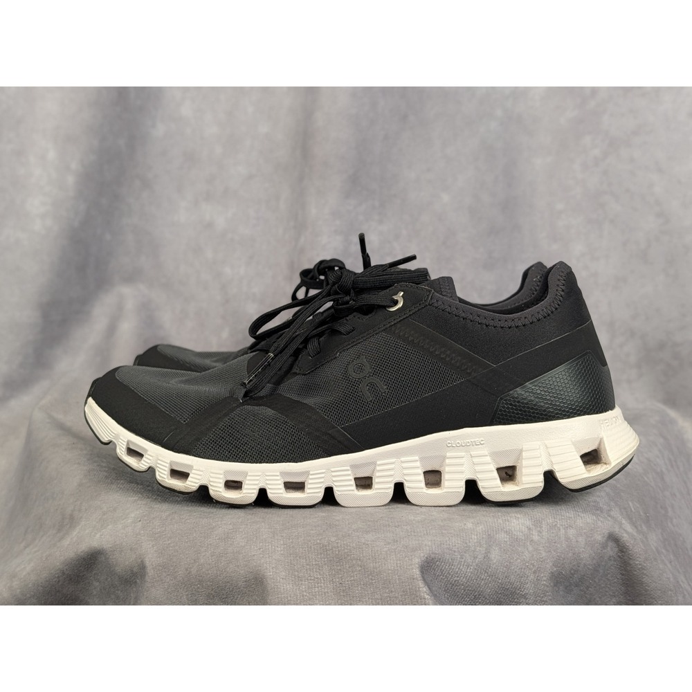 On Cloud X Womens Running Shoes Black White 3WD30300299‎ Size 8.5